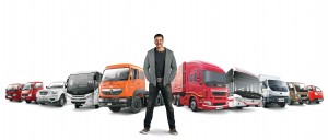 Tata-Motors-signs-on-Akshay-Kumar-as-brand-ambassador-for-its-Commercial..