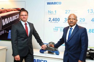 Mr. Sven Horak and Mr. P. Kaniappan at the media round table on the Air Disc Brake (ADB) technology by WABCO (2) copy