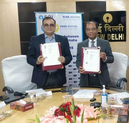 Tata Motors partners with  State Bank of India