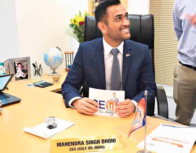 Mahendra Singh Dhoni turns Gulf Oil CEO for a day