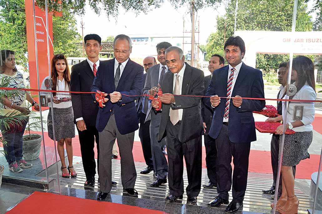 Isuzu opens dealership at Nagpur