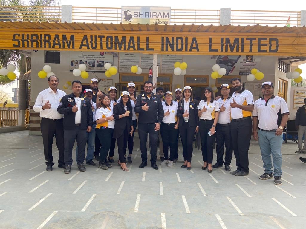 Shriram Automall holds Phygital Auction