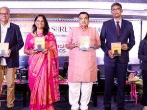 Nitin Gadkari launches a book with Mahindra Logistics to honour Indian Drivers