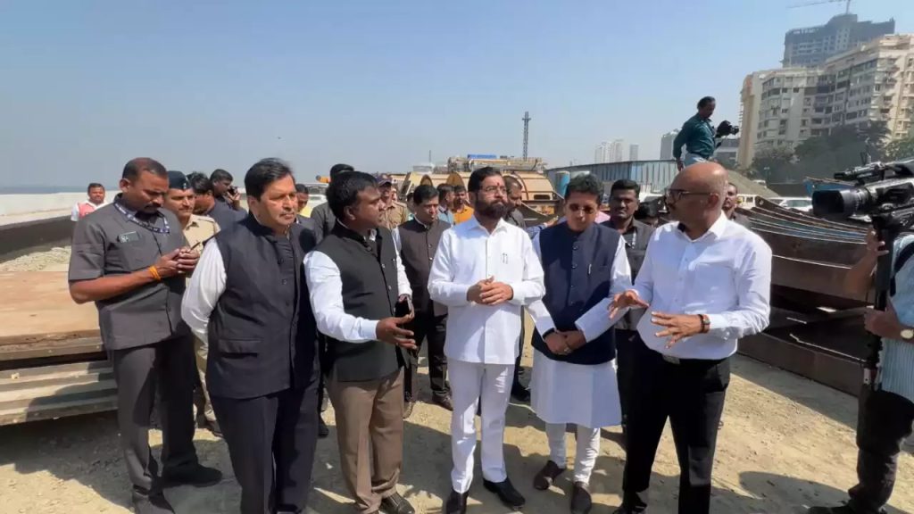 MH CM Eknath Shinde inspects Coastal Road Project : Mumbai