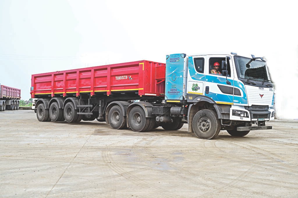 Transvolt Mobility Trusts The Montra Electric eM&HCV For One Of India’s Largest Single Location Green Fleet Deployment